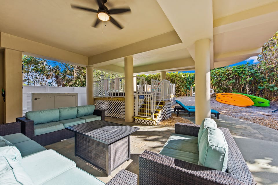 outdoor conversation pit / firepit 