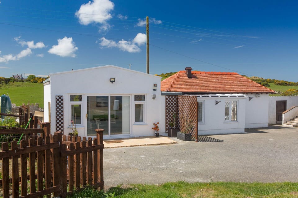 "Seascape" my cottage.  lounge,2 bedrooms ,dining room .kitchen and shower room.