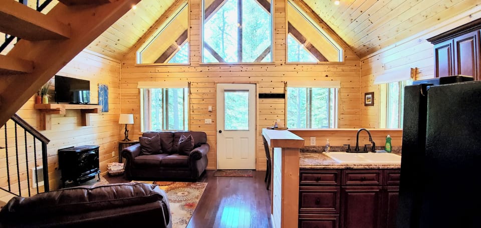 Alpine Cabin | Living Area