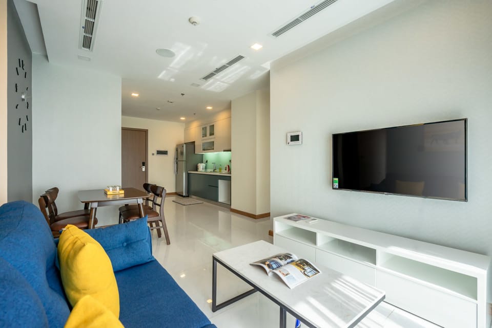 Standard Two-Bedroom Apartment with Balcony  | Living area | 45-inch flat-screen TV with cable channels, TV