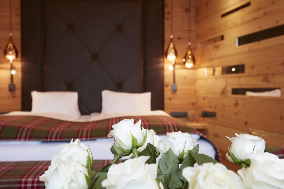 Signature Room | Premium bedding, minibar, in-room safe, individually furnished