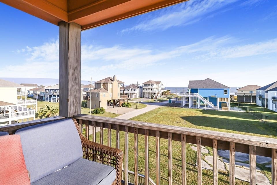 House, 4 Bedrooms | Property grounds
