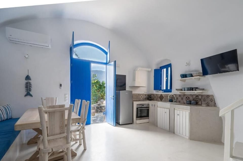 Deluxe One Bedroom Sea View Villa with Hot Tub - Perasto | Private kitchen | Fridge, oven, stovetop, espresso maker
