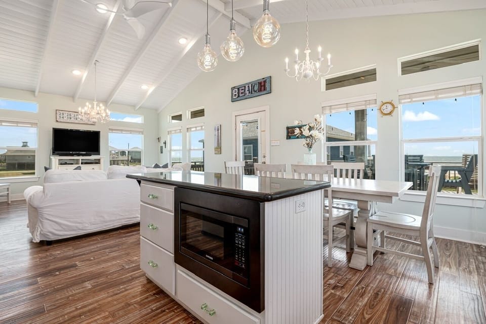 House, 3 Bedrooms | Interior