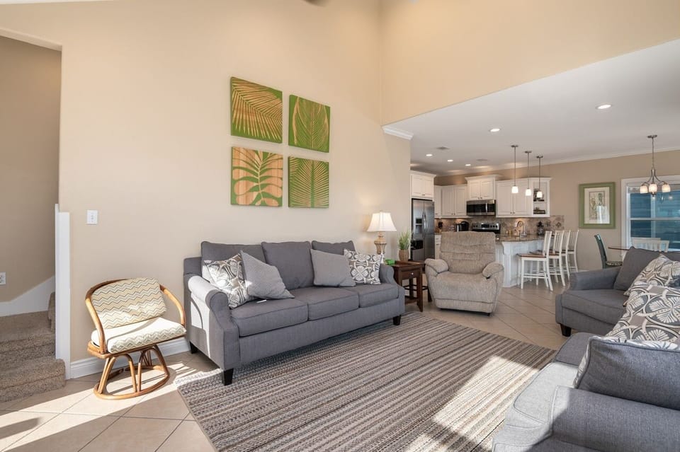 House, 3 Bedrooms | Living area | TV, DVD player