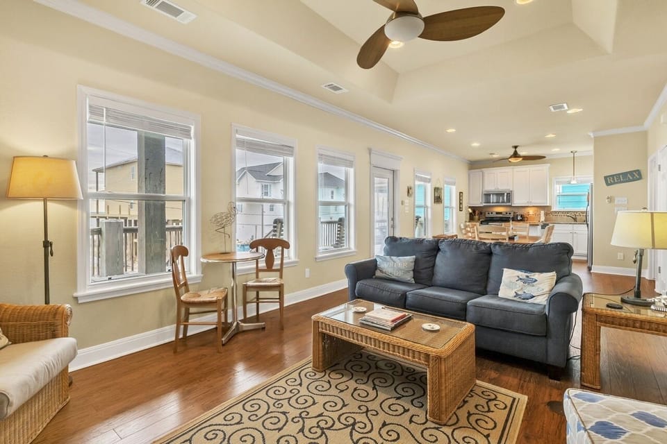 House, 2 Bedrooms | Living area | Smart TV, DVD player