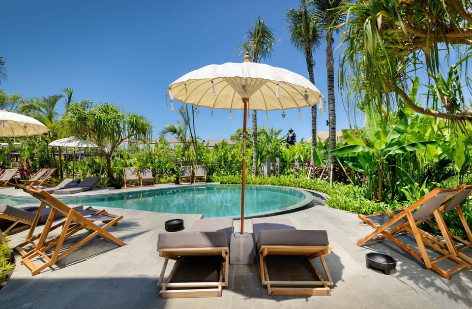 Infinity pool