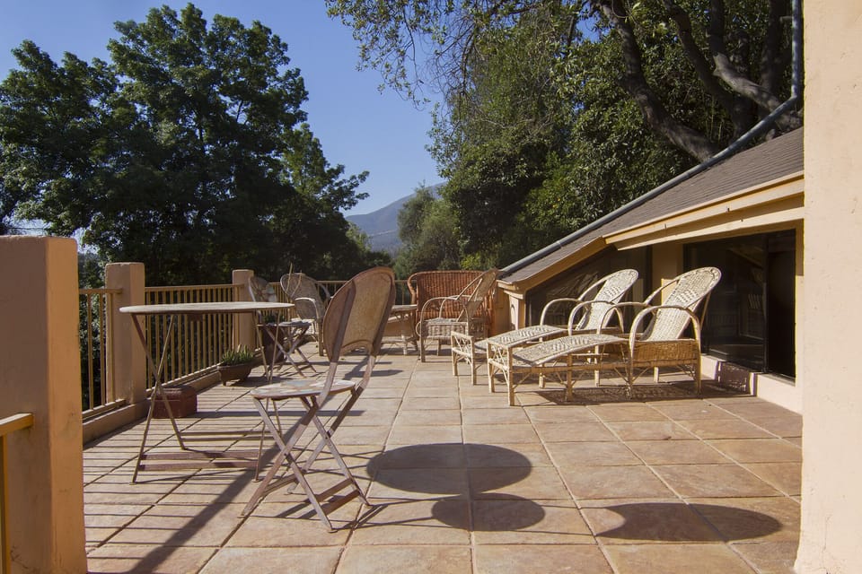Lounge on the terrace overlooking the Maipo River