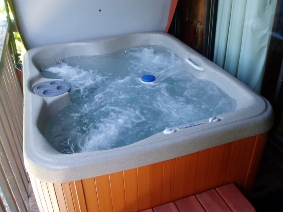 Herbage - Unit B2: Private Hot Tub