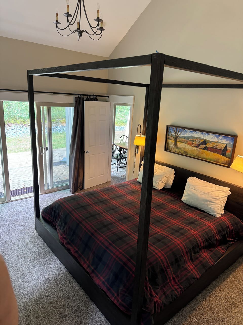 Bedroom 1- King bed with private large bathroom attached