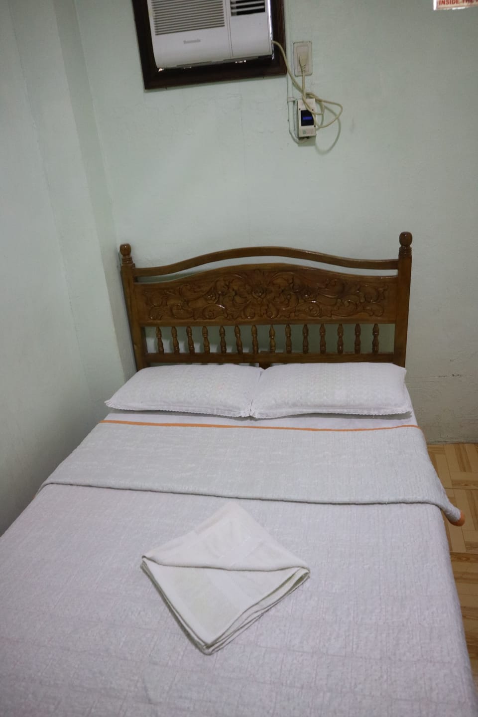 Twin Room | In-room safe, desk, free WiFi
