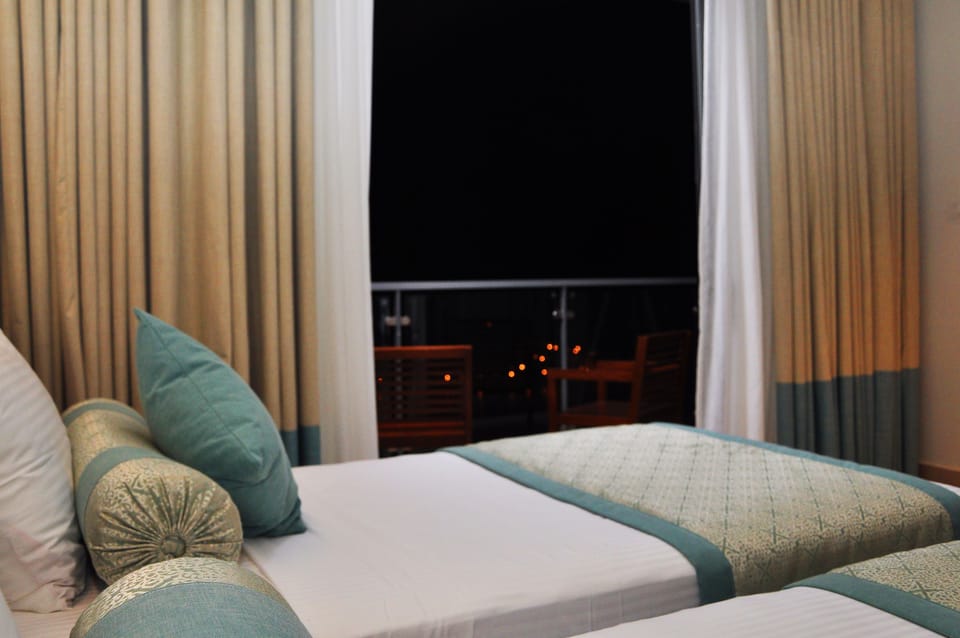 Deluxe Room | Premium bedding, in-room safe, desk, free WiFi