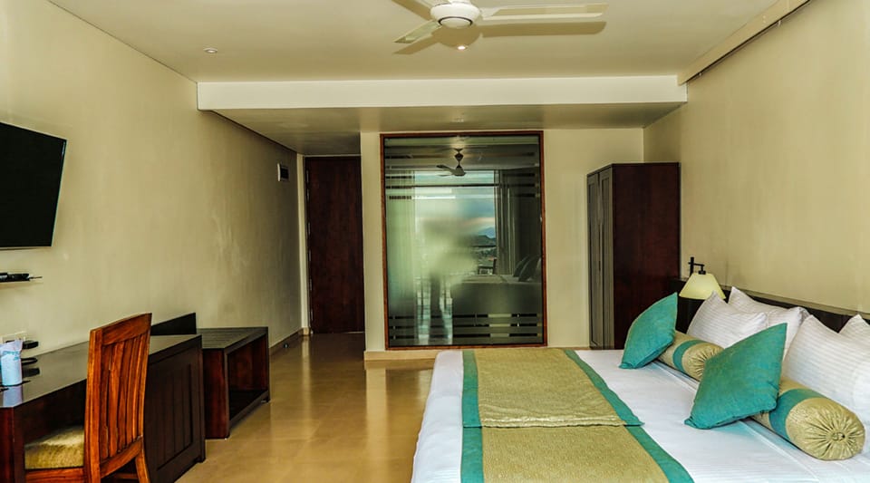 Standard Room | Premium bedding, in-room safe, desk, free WiFi