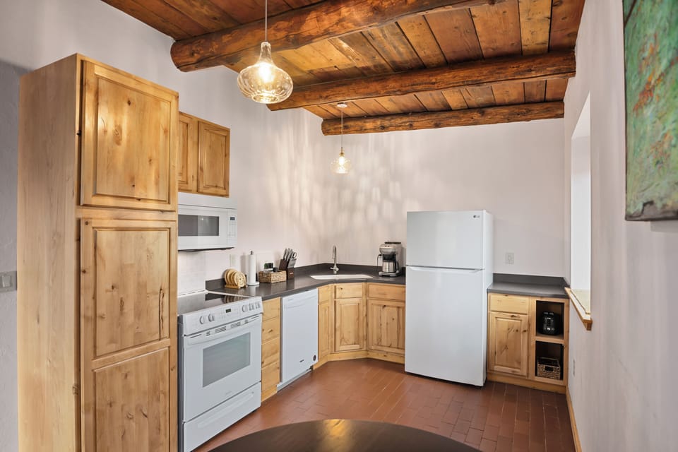 Studio 2 (no pets) | Private kitchen | Mini-fridge, microwave, coffee/tea maker, electric kettle