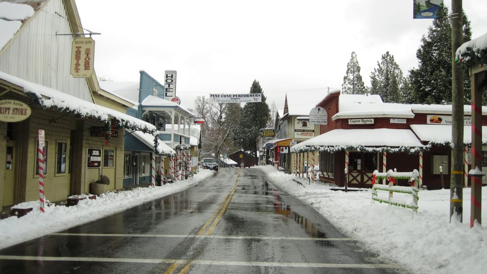 Groveland in the Winter. Skiing, snowboarding and tubing are all nearby