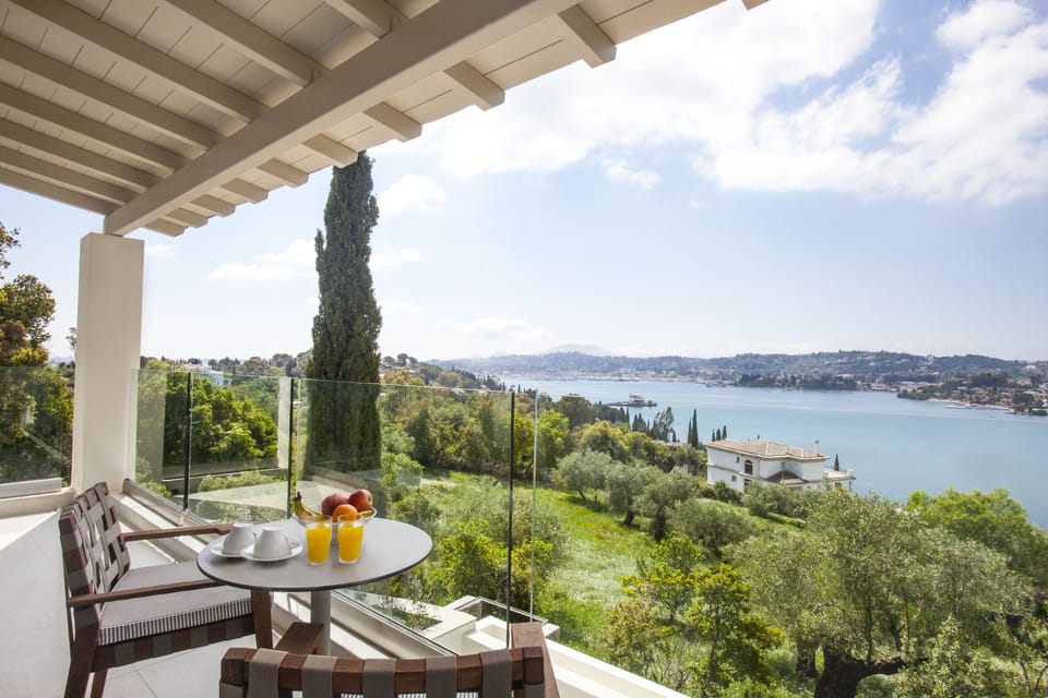 Panoramic Villa, 2 Bedrooms, Private Pool, Bay View | Egyptian cotton sheets, premium bedding, in-room safe, desk