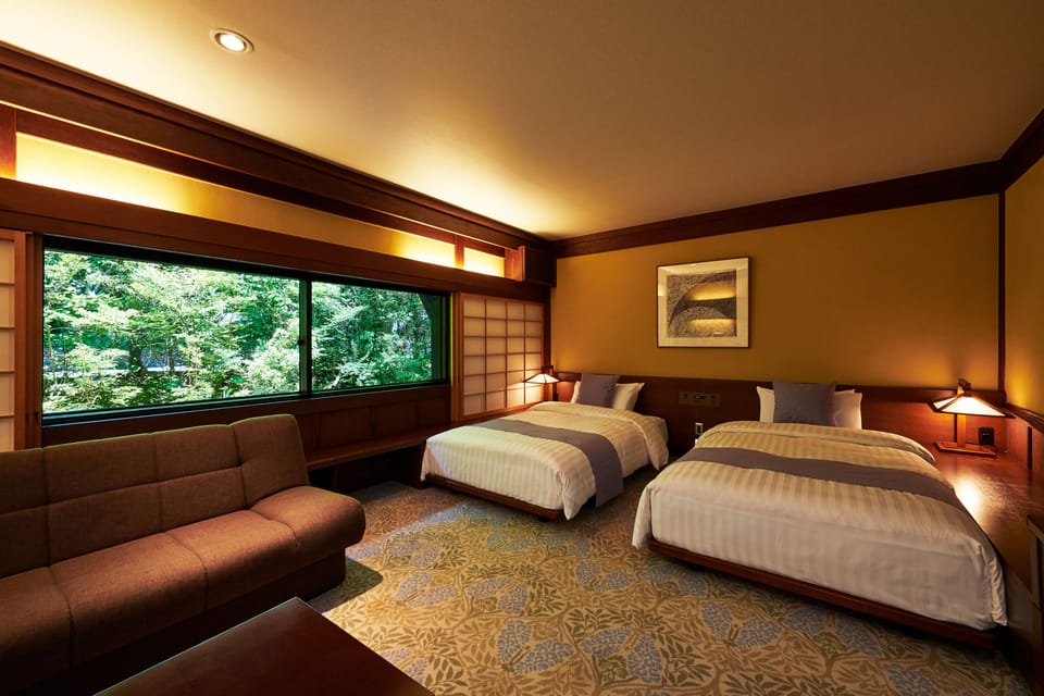 Deluxe Twin Room | Free minibar, in-room safe, desk, soundproofing
