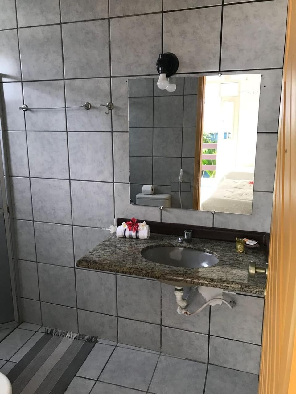 Shower, towels, soap, shampoo