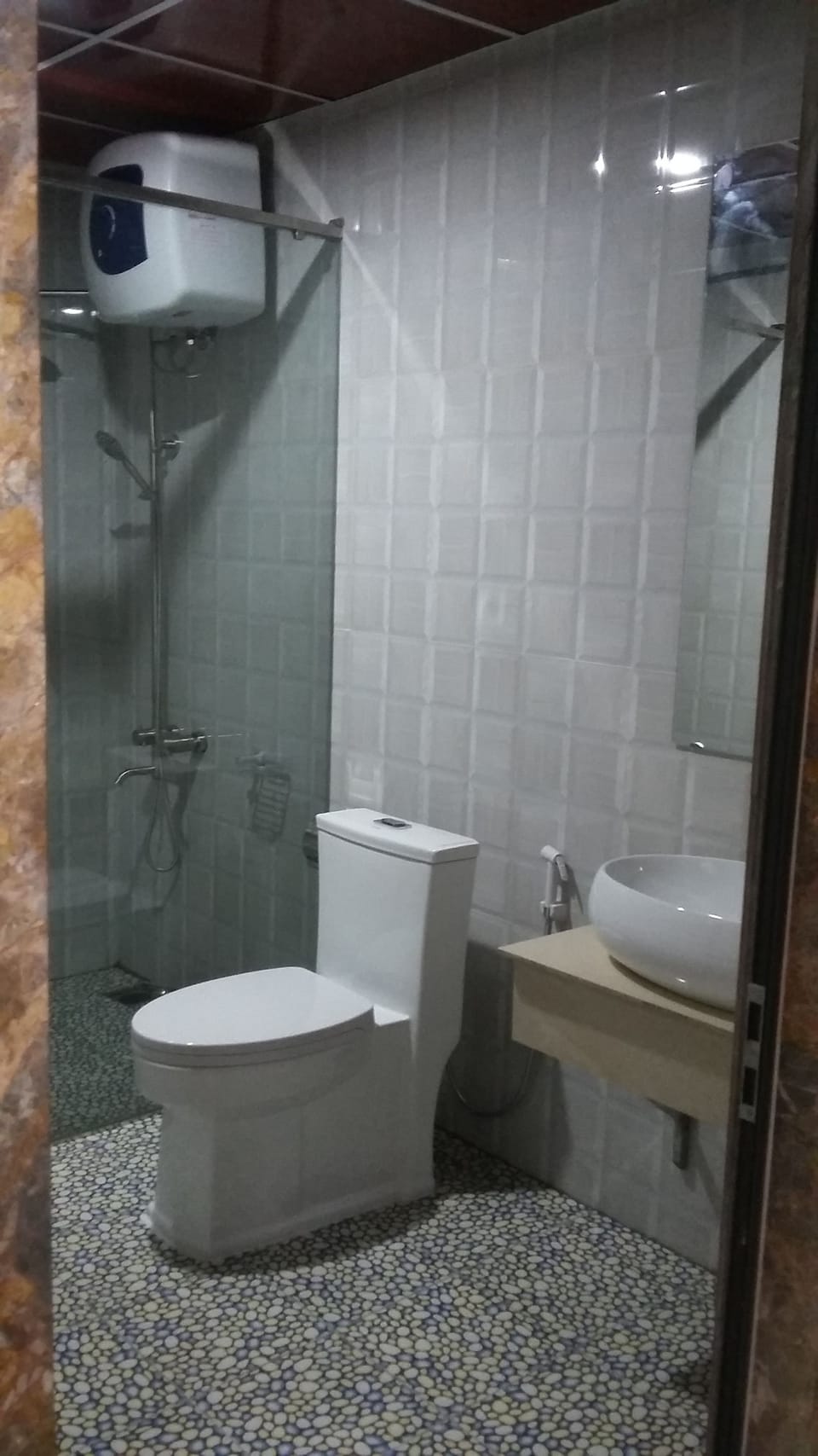 Shower, free toiletries, hair dryer, bathrobes