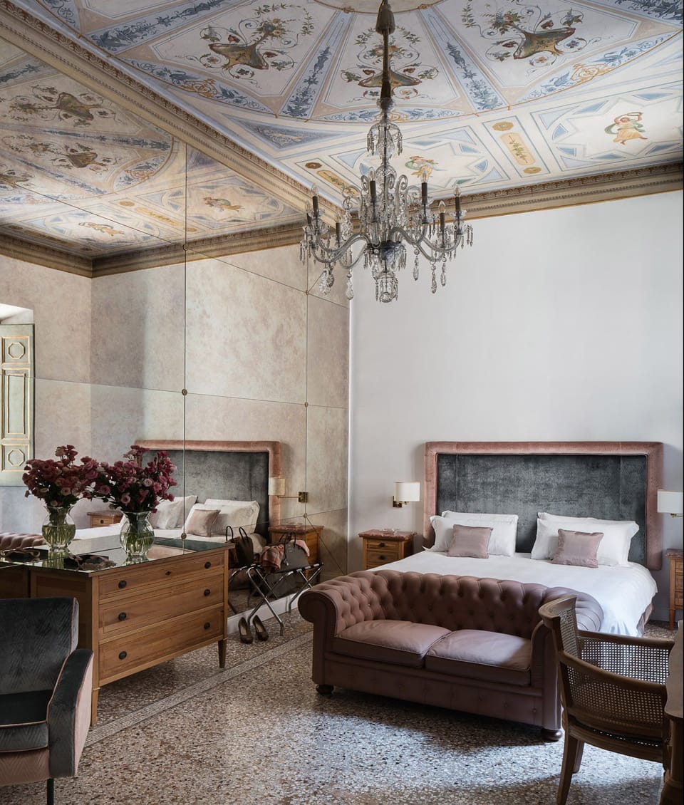 Deluxe Room | Premium bedding, minibar, in-room safe, desk