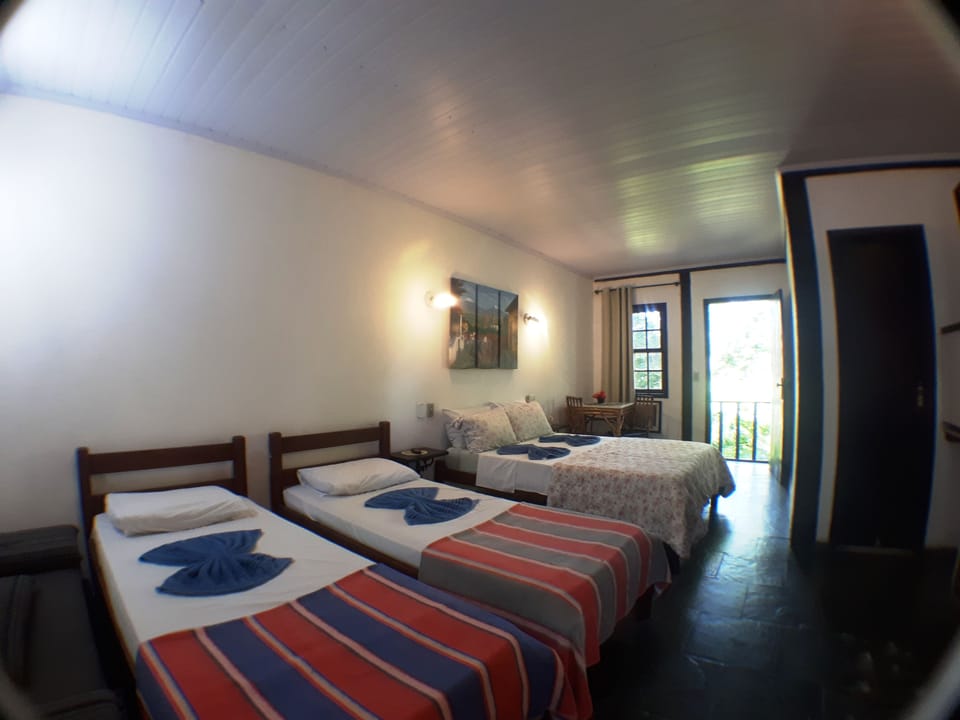 Minibar, blackout drapes, free WiFi, bed sheets