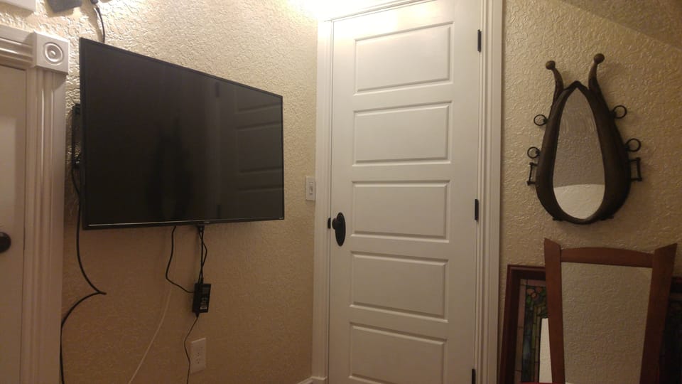 The Dancing Horse Room | Individually decorated, laptop workspace, blackout drapes, soundproofing