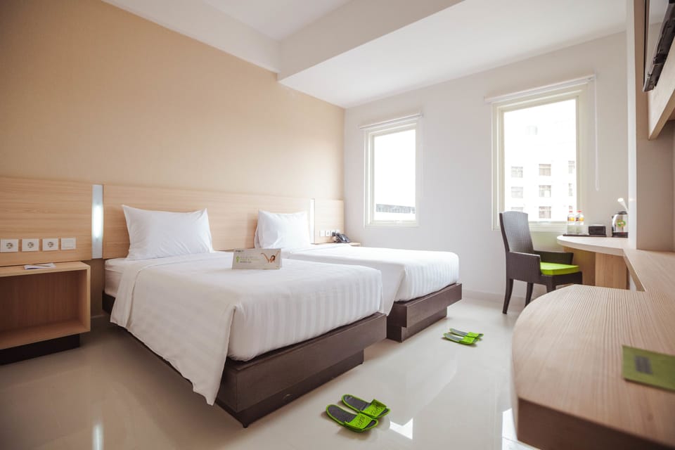 Superior Twin Room Only | Desk, WiFi (free)