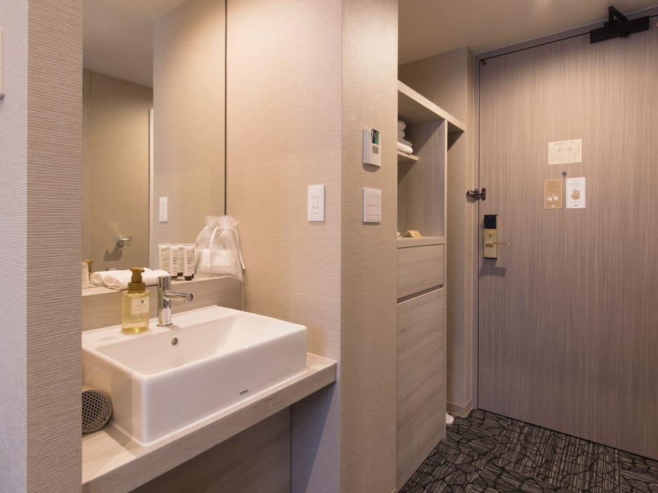 Double Room, Non-Smoking (for 1 guest) | In-room safe, free WiFi, bed sheets