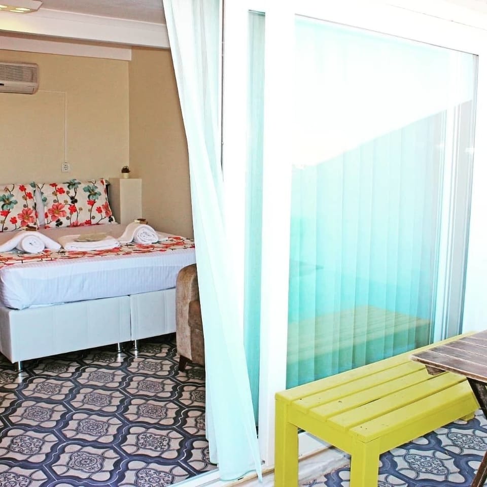 Deluxe Double Room, Sea View, Sea Facing | Premium bedding, free WiFi, bed sheets