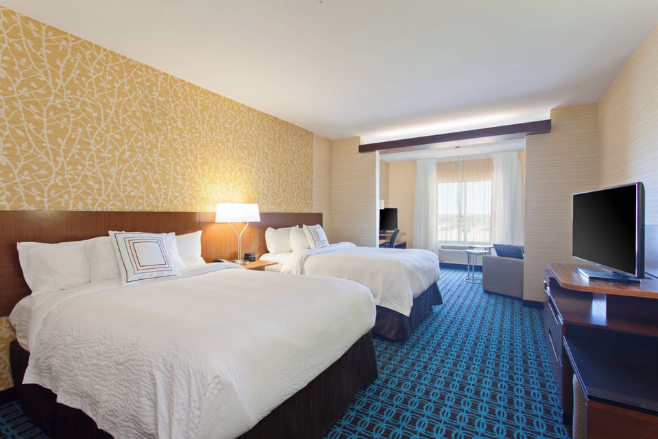 Hypo-allergenic bedding available, desk, blackout drapes