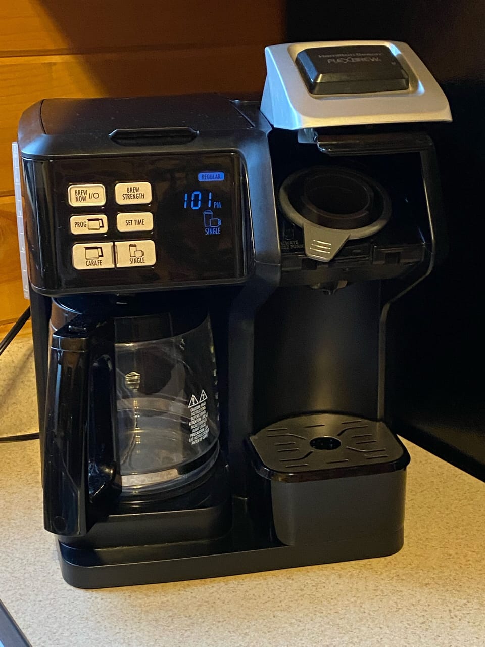 Combination keurig and drip coffee maker 