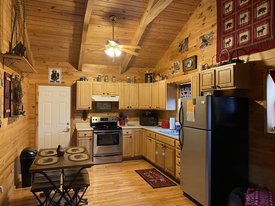 Spacious fully equipped kitchen