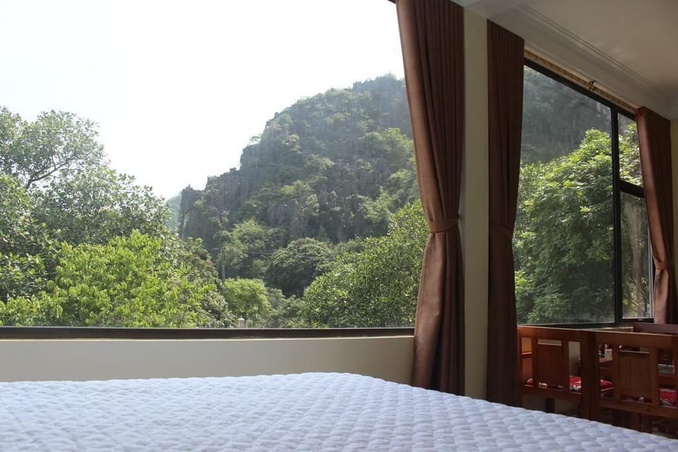 Economy Double Room, 1 Double Bed | Minibar, desk, soundproofing, free WiFi