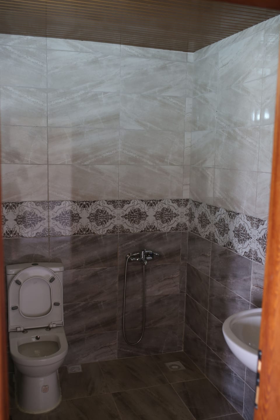 Deluxe Room, Sea View | Iron/ironing board (on request), WiFi (free)