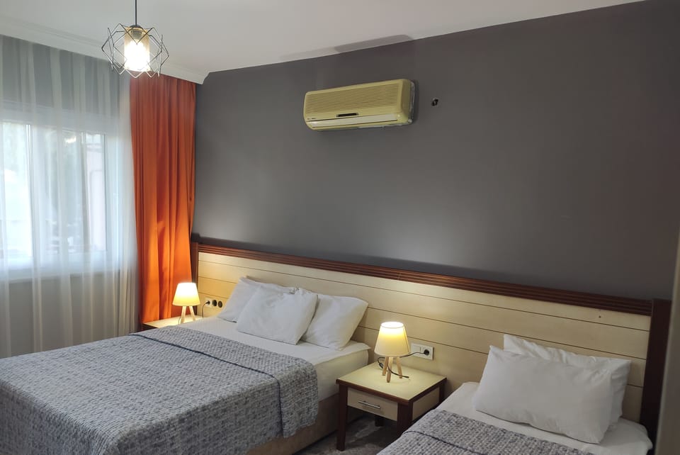 Classic Room, 1 Bedroom, Accessible, Non Smoking | Premium bedding, desk, soundproofing, free WiFi