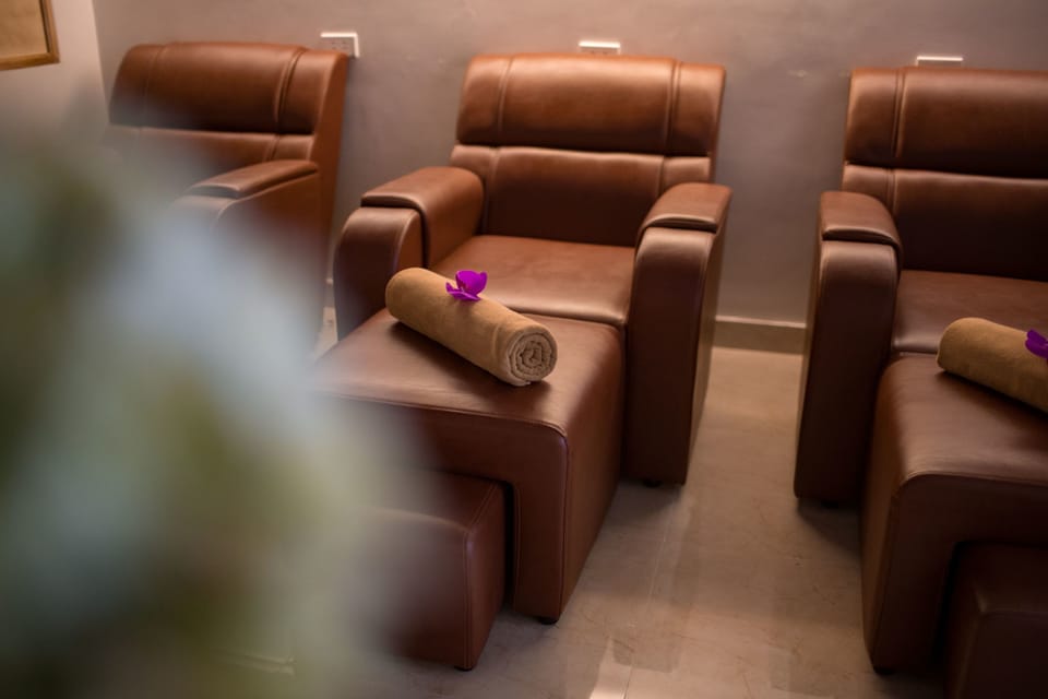 Body treatments, body wraps, body scrubs, facials, reflexology