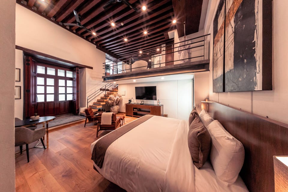 Presidential Double Room, Bathtub | Premium bedding, minibar, in-room safe, desk
