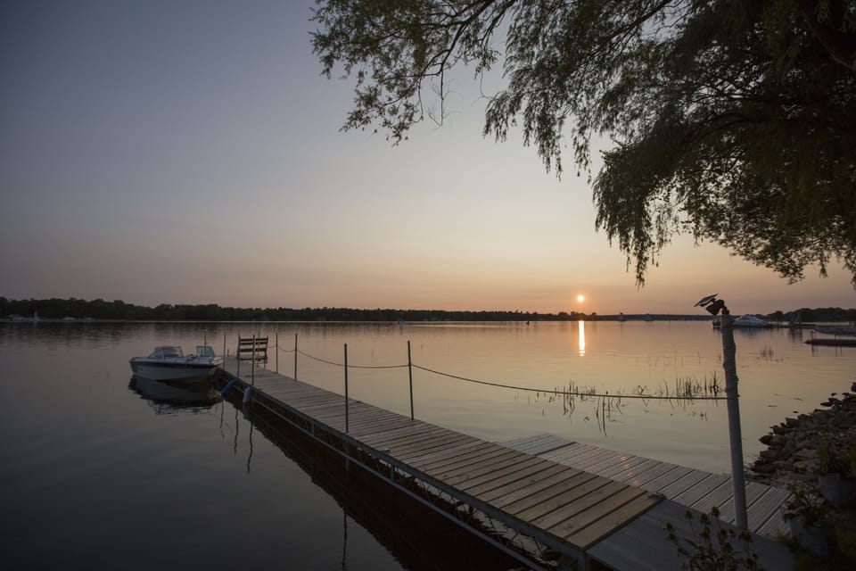 Our private pier can accommodate our guest's boats.