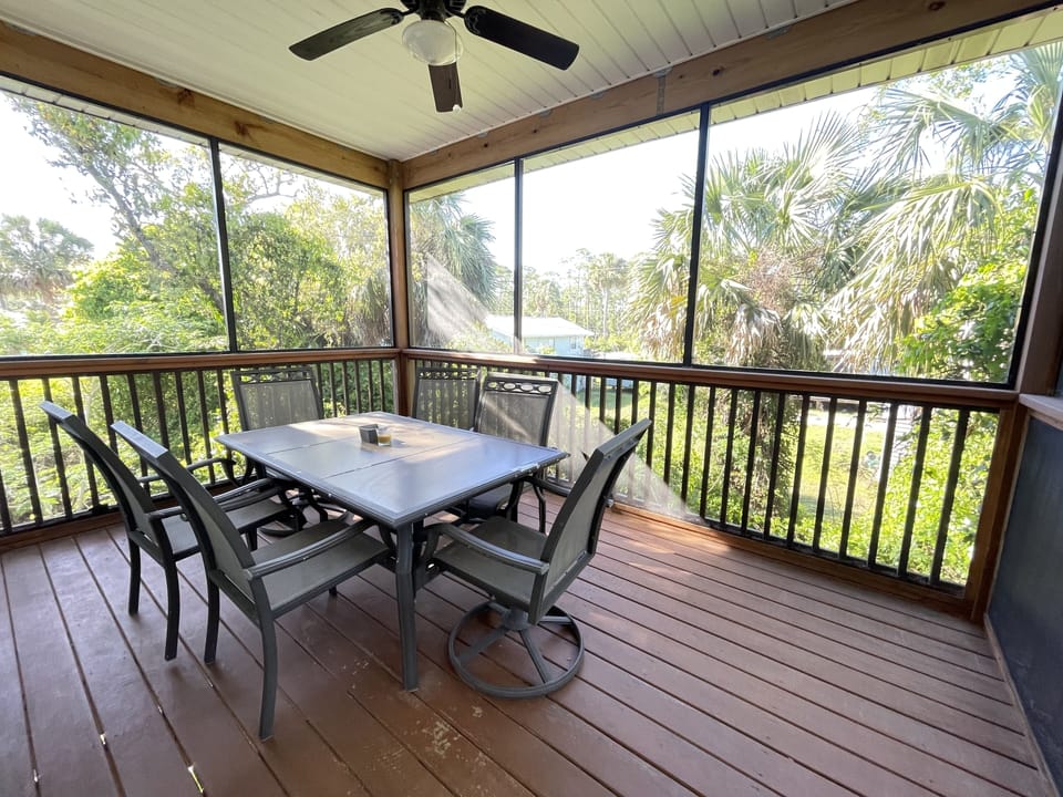Side screened porch off of the living room 