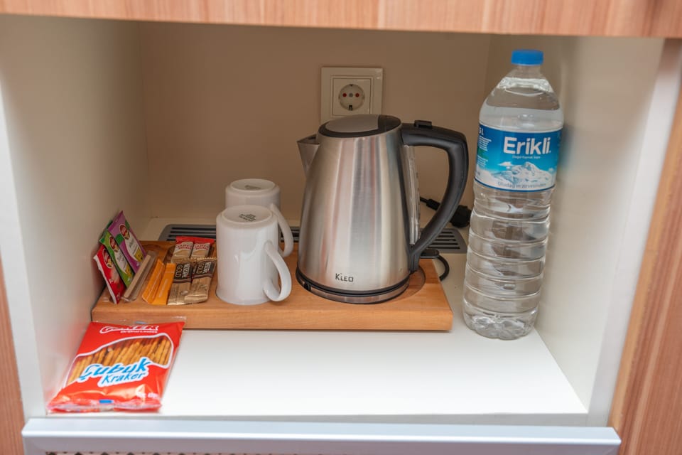 Free minibar, in-room safe, desk, soundproofing