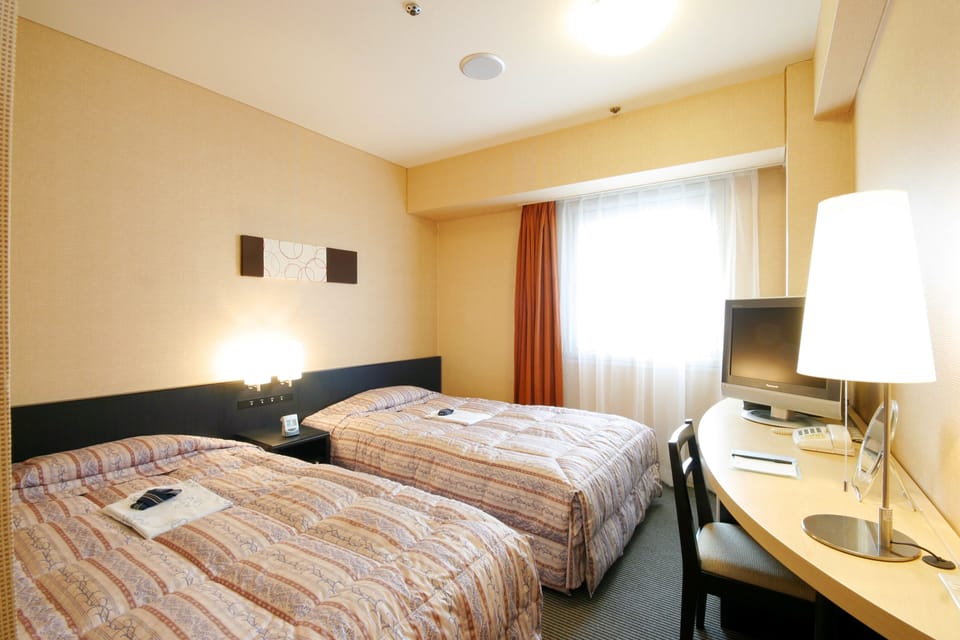 Standard Twin Room | Soundproofing, WiFi (free), bed sheets