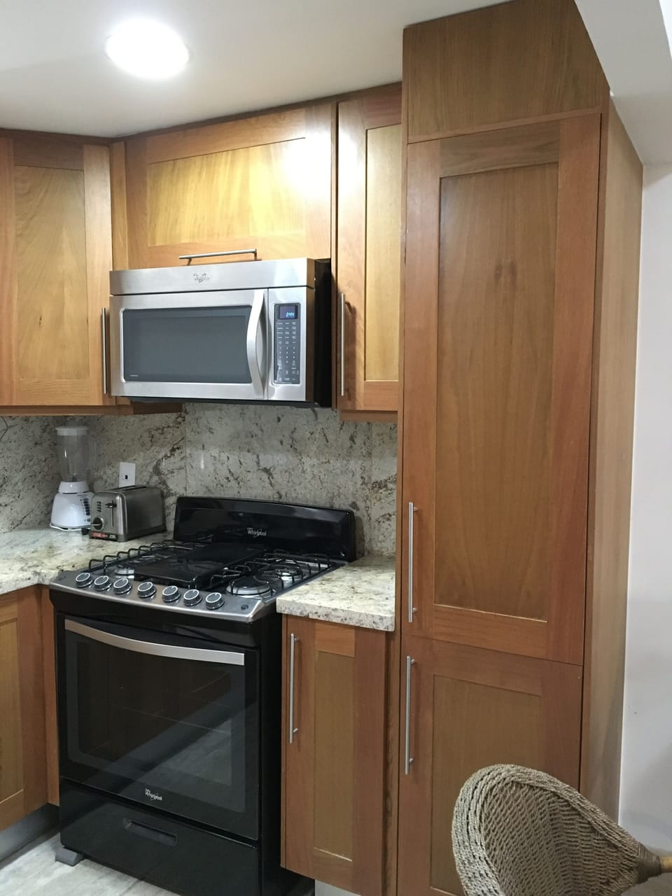 Stove & Microwave