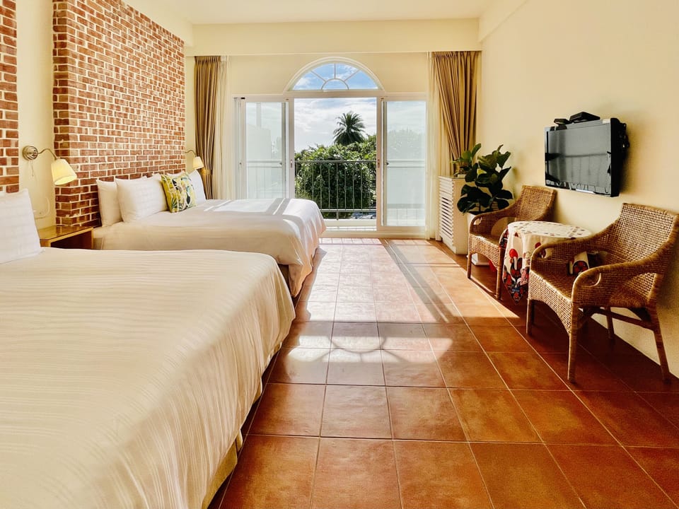Standard Quadruple Room | Blackout drapes, soundproofing, free WiFi, bed sheets