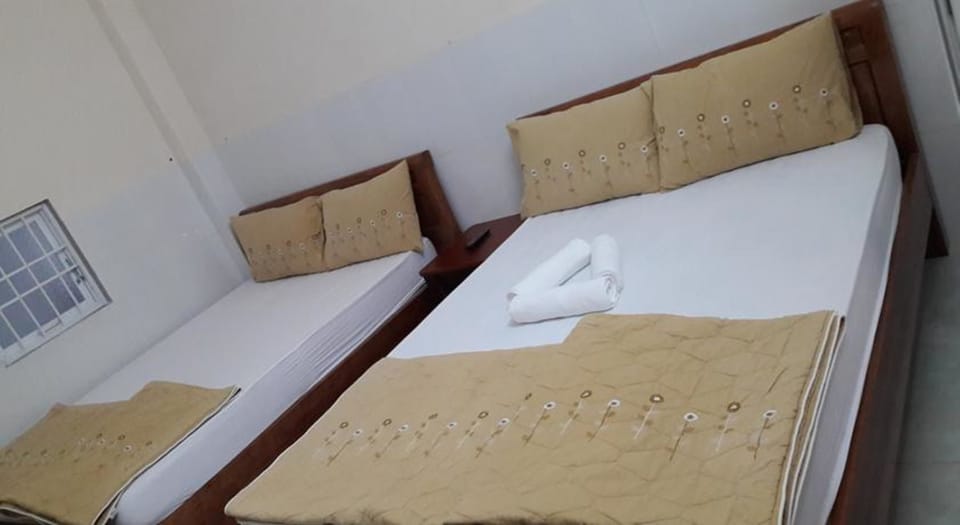 Quadruple Room | Minibar, desk, soundproofing, WiFi (free)