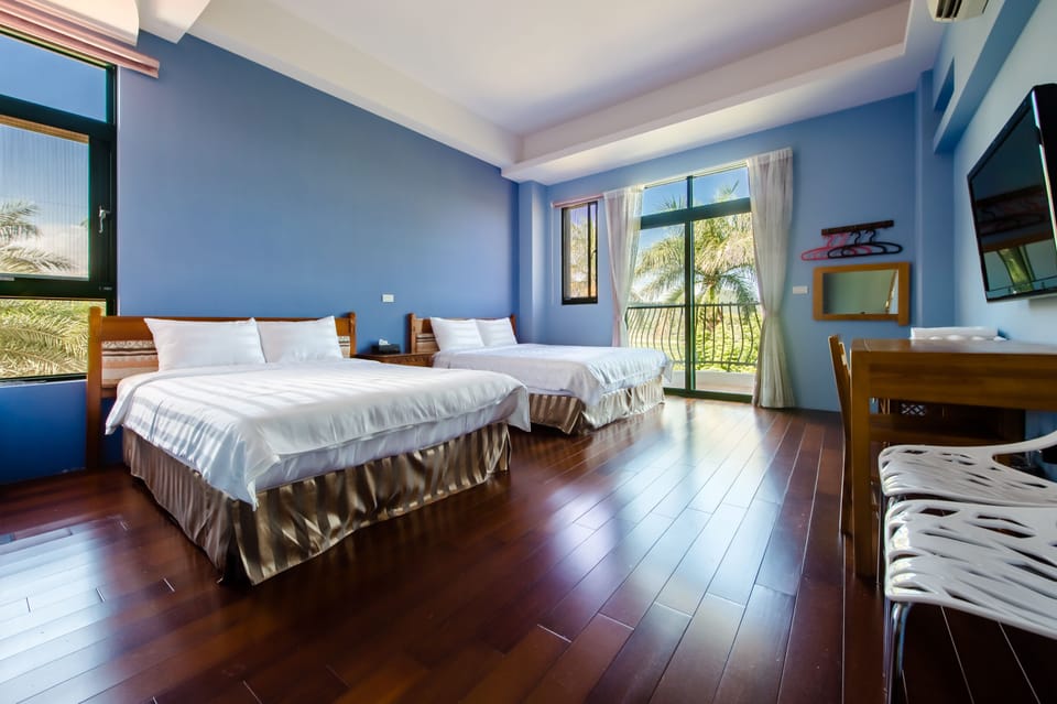 Quadruple Room with Balcony | Desk, blackout drapes, soundproofing, free WiFi