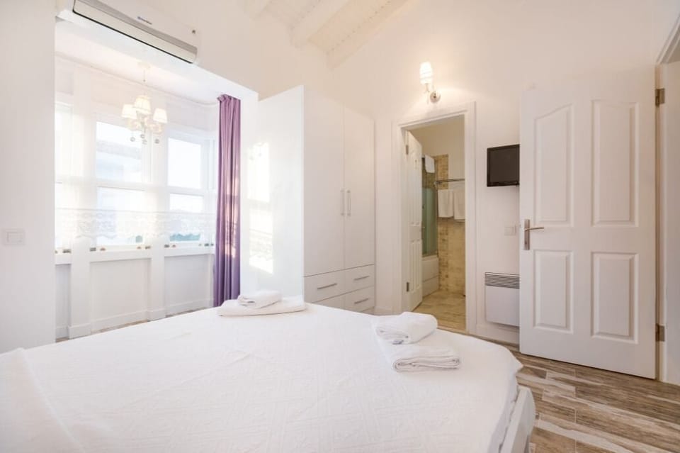 Basic Villa, 3 Bedrooms, Non Smoking (Duyguhan) | Free WiFi, bed sheets