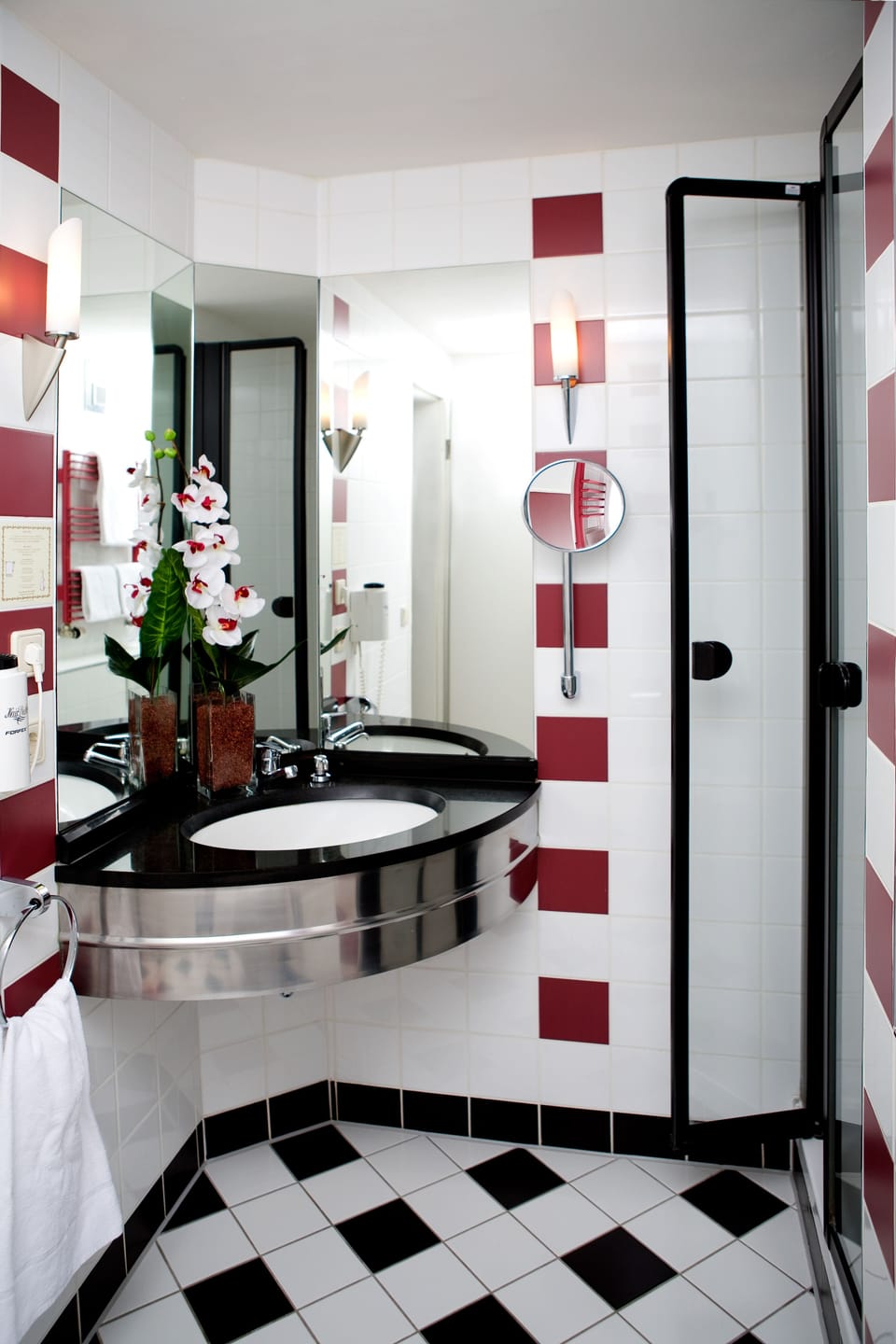 Bathroom sink