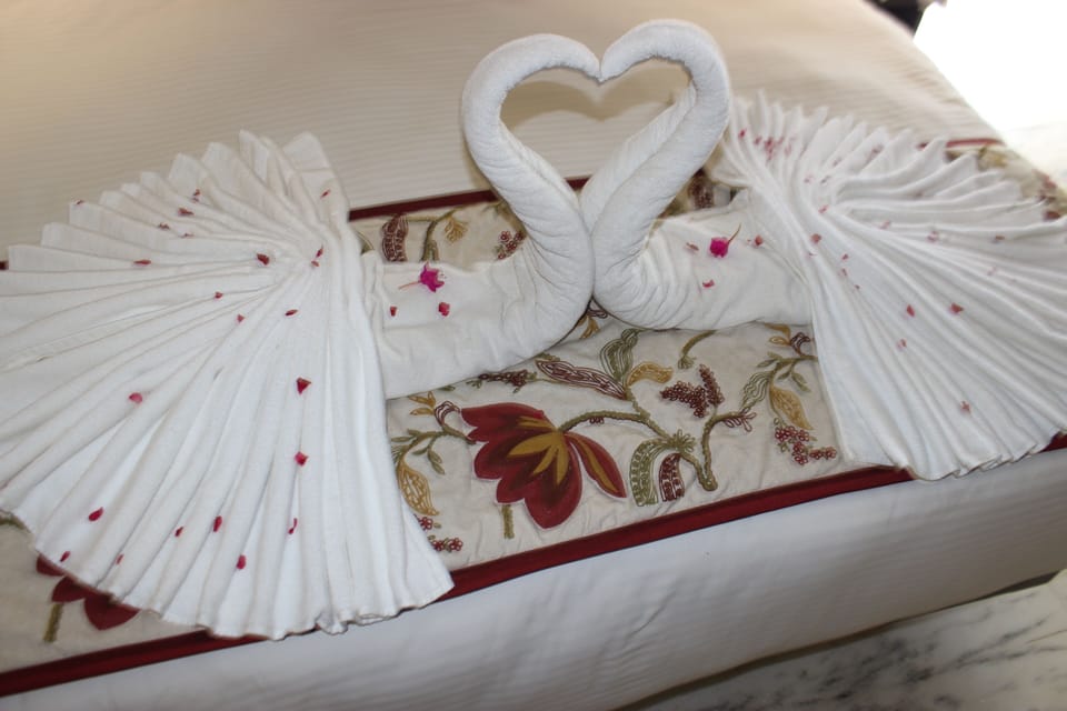 Body treatments, deep-tissue massages, Swedish massages, body wraps