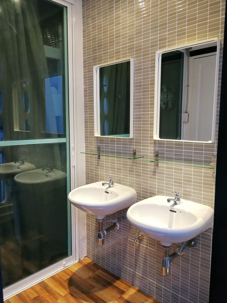 Bed in 6-Bed Mixed Dormitory Room | Rollaway beds, free WiFi