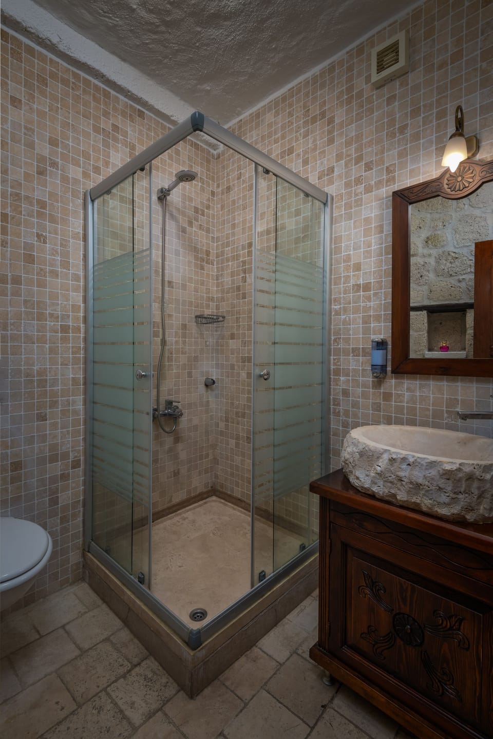 Shower, free toiletries, hair dryer, slippers